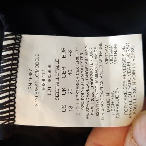 Macy's Swim Solutions NWT Black Triple Lace Tankini Wide Straps Top Size 18 - Picture 9 of 12